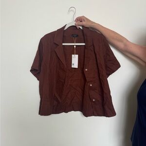 Brown Short Sleeve Button-Up Shirt